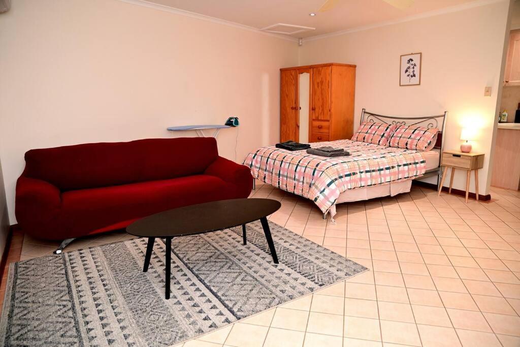 Spacious Studio In Alicesprings Queenbed+Ksairbed Alice Springs Luaran gambar