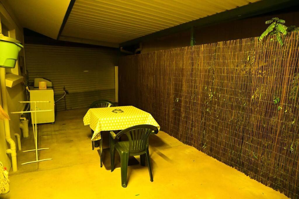 Spacious Studio In Alicesprings Queenbed+Ksairbed Alice Springs Luaran gambar